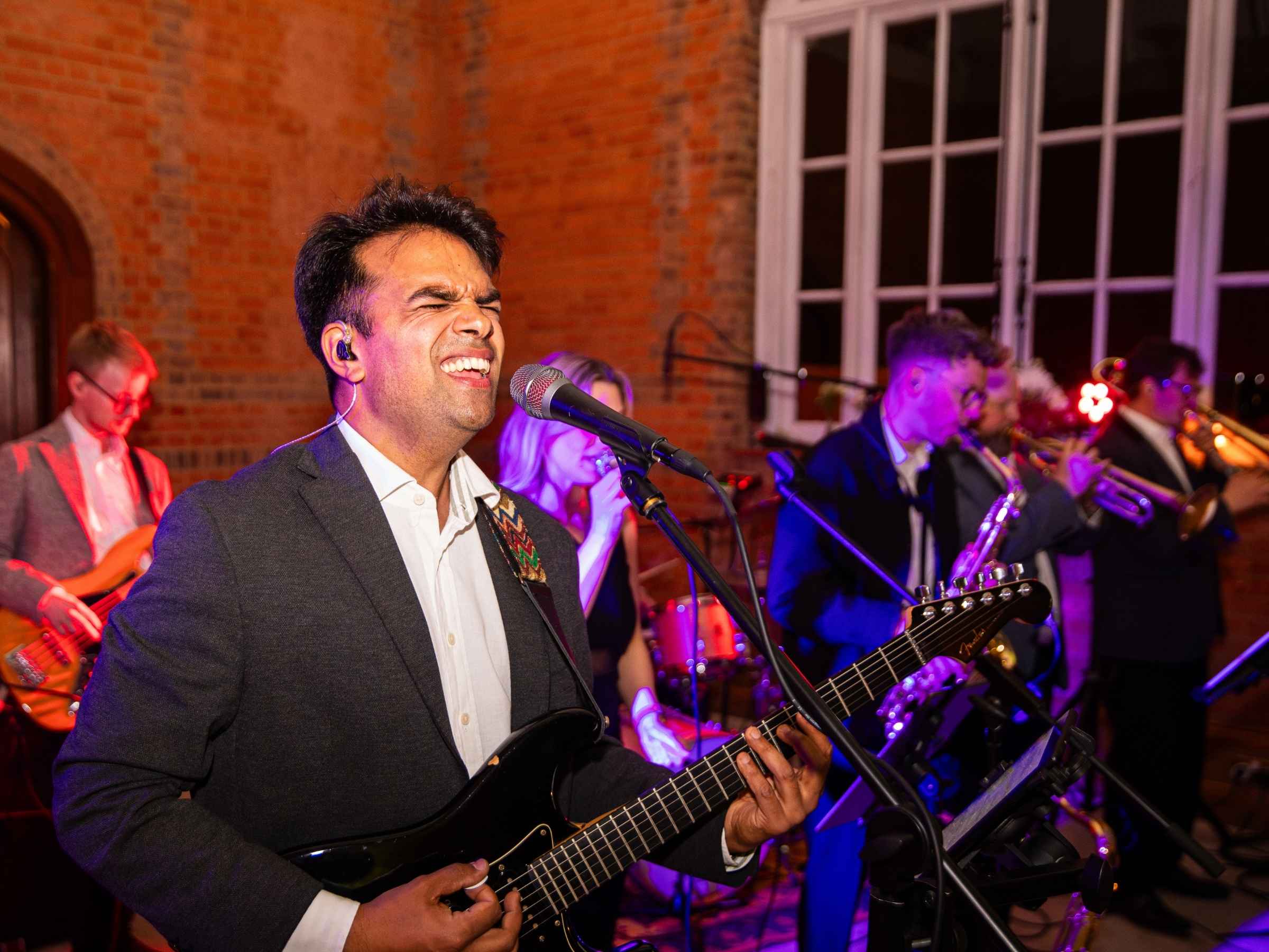 Live band